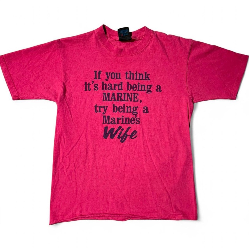 90s VINTAGE FUNNY MARINE WIFE PINK TEE M
